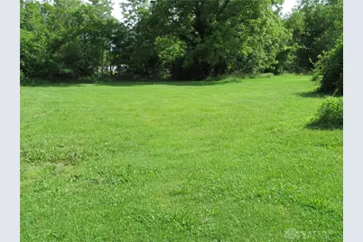1460 Olt Rd Ext Road, Jefferson Twp, OH 45417 - Photo 12