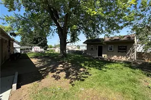 7619 Bassett Dr, Huber Heights, OH 45424 - Photo 16
