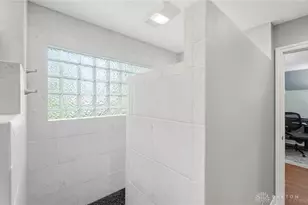 9301 Patriot Woods Ct, Washington Twp, OH 45458 - Photo 40