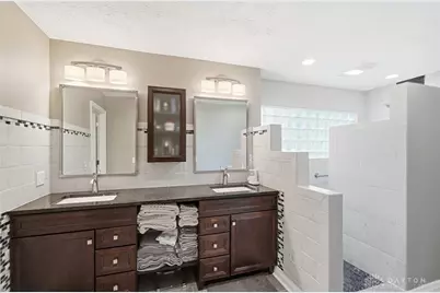 9301 Patriot Woods Court, Washington Twp, OH 45458 - Photo 38