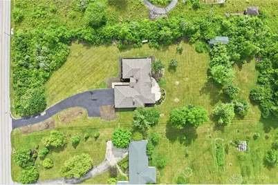 8196 Westbrook Road, Brookville, OH 45309 - Photo 2