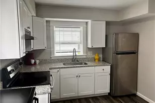 1815 Fieldstone Dr, Dayton, OH 45414 - Photo 8
