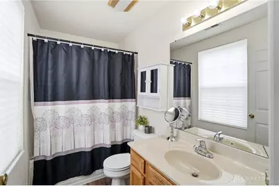 2010 Clearstream Way, Englewood, OH 45315 - Photo 32