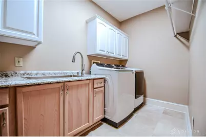 7266 Meeker Creek Drive, Butler Twp, OH 45414 - Photo 22