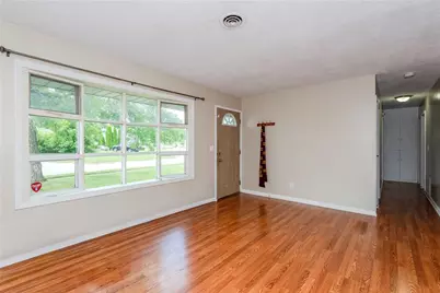 311 Skyview Drive, Vandalia, OH 45377 - Photo 4