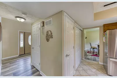 2421 Rossini Road, Miami Township, OH 45459 - Photo 12
