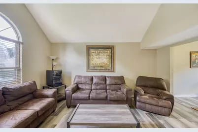 2421 Rossini Road, Miami Township, OH 45459 - Photo 12