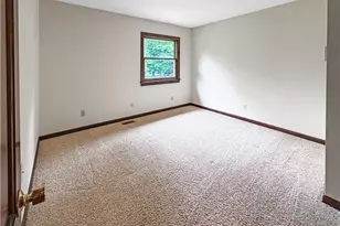 740 W Whipp Rd, Washington Twp, OH 45459 - Photo 18