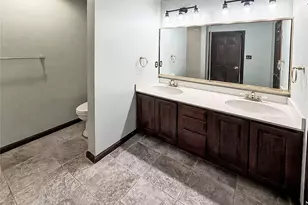 740 W Whipp Rd, Washington Twp, OH 45459 - Photo 16