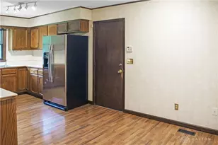740 W Whipp Rd, Washington Twp, OH 45459 - Photo 12