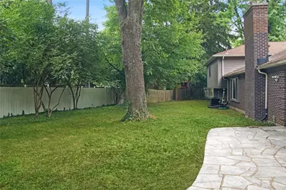 740 W Whipp Road, Washington Twp, OH 45459 - Photo 28