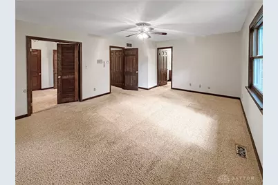 740 W Whipp Road, Washington Twp, OH 45459 - Photo 14