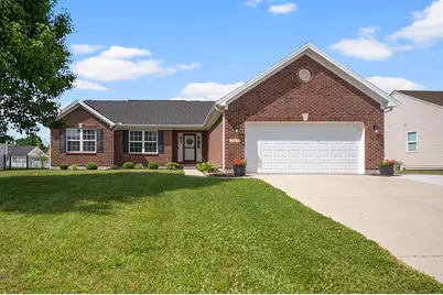 303 E Arlington Drive, Trenton, OH 45067 - Photo 1