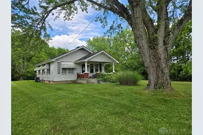 1410 S Central Drive, Beavercreek, OH 45432 - Photo 2