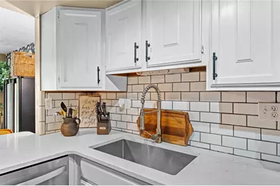 2602 S Kings Arms Circle, Centerville, OH 45440 - Photo 12