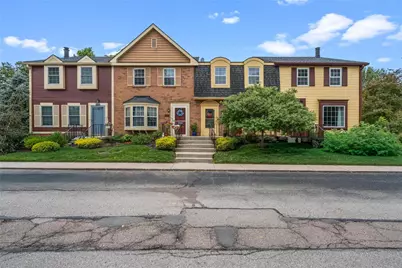 2602 S Kings Arms Circle, Centerville, OH 45440 - Photo 2