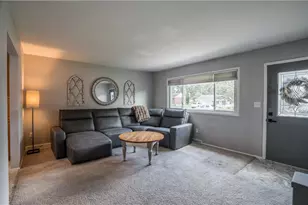 133 Hartman Ave, Tipp City, OH 45371 - Photo 6