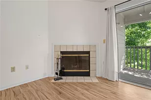 6635 Brigham Sq, Centerville, OH 45459 - Photo 8