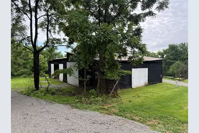 8225 W Prospect Road, Hillsboro, OH 45133 - Photo 48