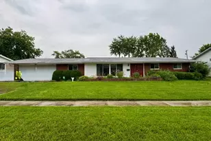 3736 Mandalay Dr, Dayton, OH 45416 - Photo 1