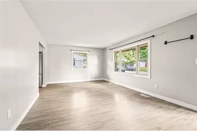 2144 Mountview Circle, Dayton, OH 45414 - Photo 6
