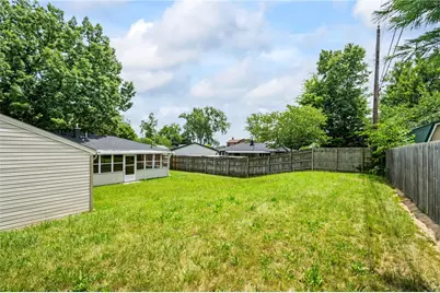 2144 Mountview Circle, Dayton, OH 45414 - Photo 34