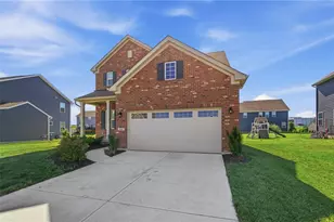 414 Sydney Dr, Tipp City, OH 45371 - Photo 4