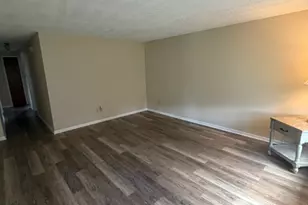 1389 Mapleridge Dr, Fairborn, OH 45324 - Photo 4