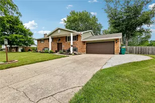 2170 Northern Dr, Beavercreek, OH 45431 - Photo 2