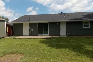 1227 Styer Dr, Bethel Twp, OH 45344 - Photo 16