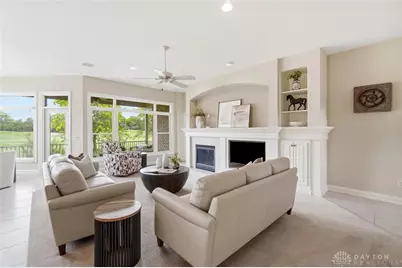 10099 Putterview Way, Centerville, OH 45458 - Photo 6