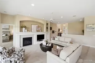 10099 Putterview Way, Centerville, OH 45458 - Photo 8