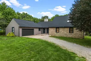 3066 Sears Rd, Spring Valley Twp, OH 45370 - Photo 4