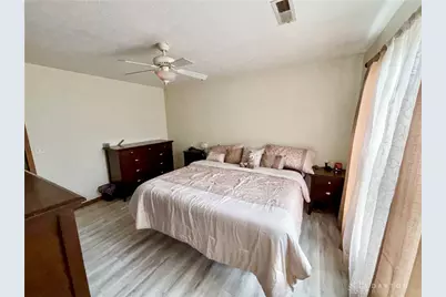 943 Pheasant Run Drive, Trenton, OH 45067 - Photo 12
