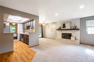 1711 Washington Creek Ln, Washington Twp, OH 45458 - Photo 4