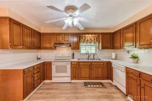 2145 Hilltop Rd, Xenia Twp, OH 45385 - Photo 16