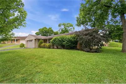 5912 Lombardy Court, West Carrollton, OH 45449 - Photo 2