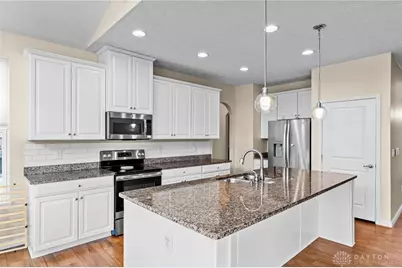 400 Buckingham Place, Beavercreek Twp, OH 45385 - Photo 12