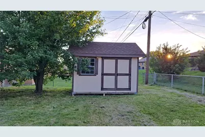 5325 Bromwick Drive, Trotwood, OH 45426 - Photo 4