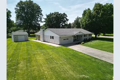 1101 E Bridle Lane, West Carrollton, OH 45449 - Photo 2