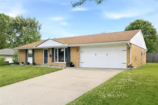 1973 Campus Dr, Fairborn, OH 45324 - Photo 2