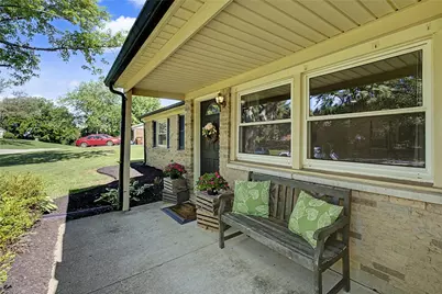 4627 Whitegate Drive, Beavercreek, OH 45430 - Photo 2