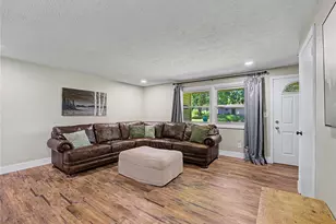 4627 Whitegate Dr, Beavercreek, OH 45430 - Photo 4