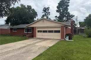 406 Overla Blvd, Englewood, OH 45322 - Photo 2