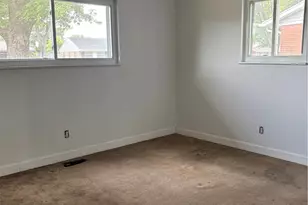 406 Overla Blvd, Englewood, OH 45322 - Photo 8