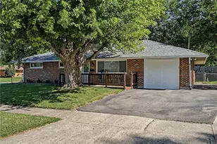 4573 Longfellow Ave, Huber Heights, OH 45424 - Photo 4
