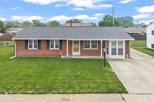 617 Locust Ln, Troy, OH 45373 - Photo 2