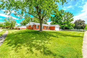 6951 Taylorsville Rd, Huber Heights, OH 45424 - Photo 2