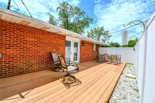 6951 Taylorsville Rd, Huber Heights, OH 45424 - Photo 26