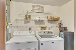 7832 Betsy Ross Cir, Washington Twp, OH 45459 - Photo 18